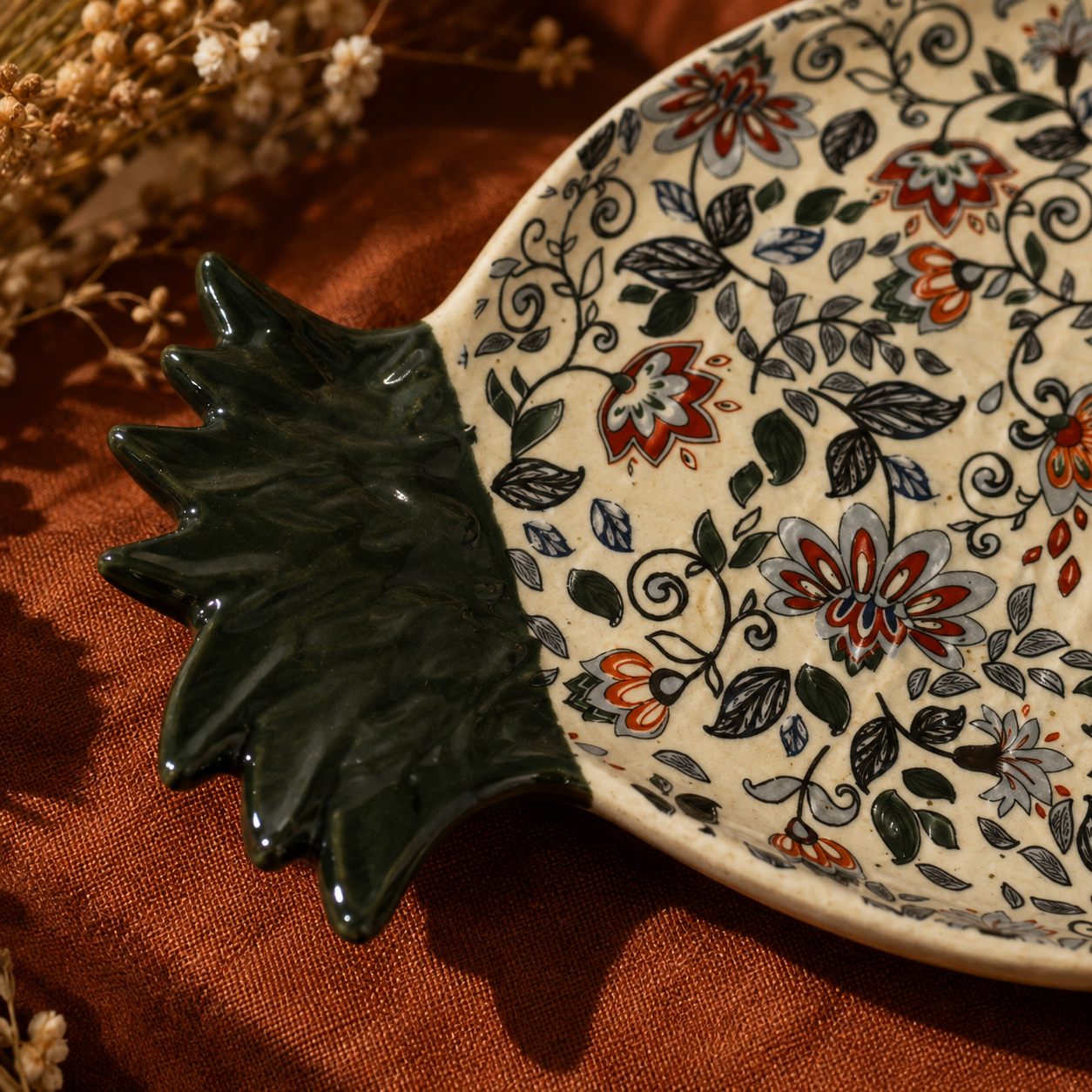 Floral Pineapple-Shaped Ceramic Serving Platter - Image 2